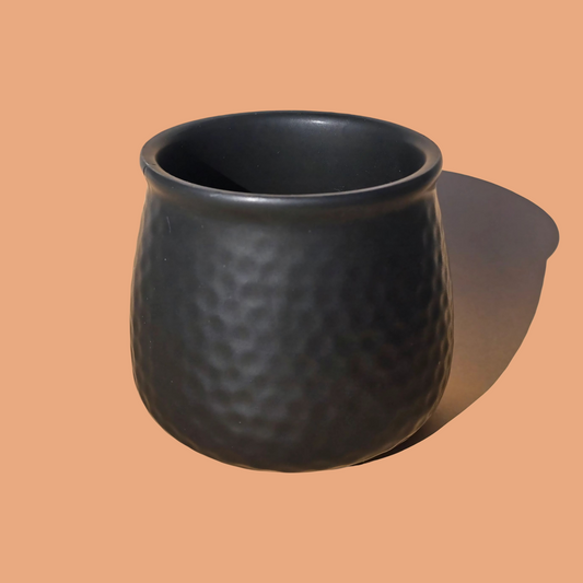Maceta "Martillada" Negra (S)